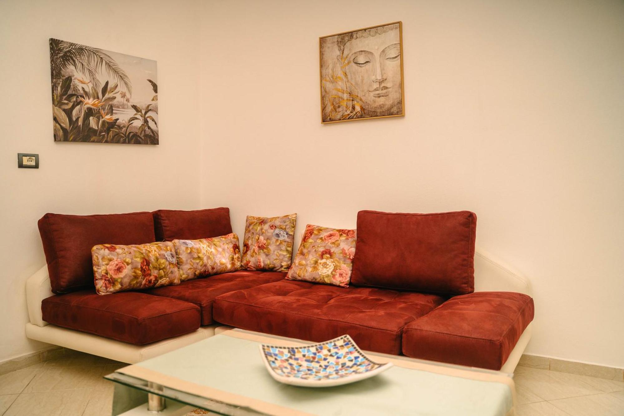 Peaceful Villa In New Bazaar Тирана Екстериор снимка